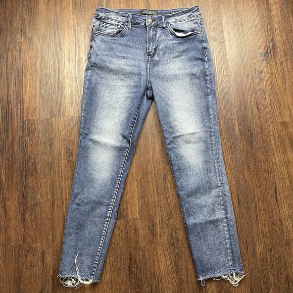 Judy Blue Jeans Women's 9 / 29 Relaxed Fit Cut-off Dark Wash Stretch JB88191 - Picture 1 of 11